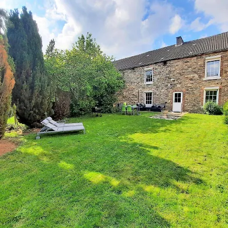 Сasa de vacaciones Charming Holiday In Near Forest Aywaille